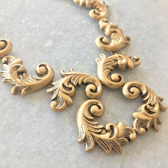 J.Crew - Gold Swirled Statement Necklace - Picture 1 of 4